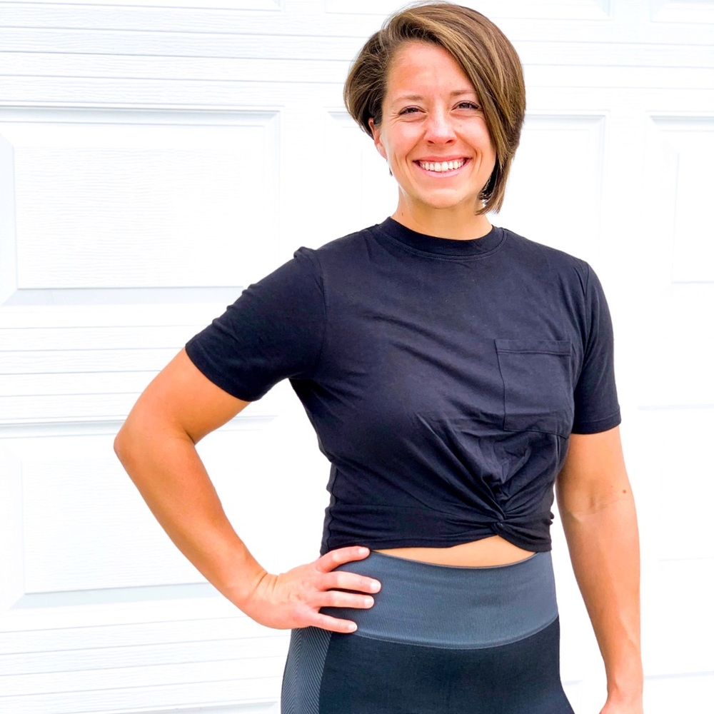 Twist Front Crop Athleisure Pocket Tee